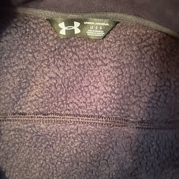 Under Armour Jacket - Picture 2 of 4
